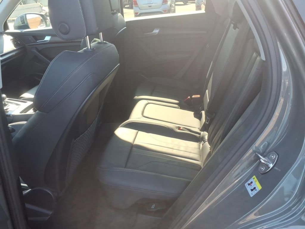 Used 2024 Audi Q5 2.0T Premium Plus image 12