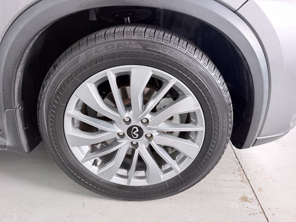 Certified 2023 INFINITI QX50 Luxe FWD image 4