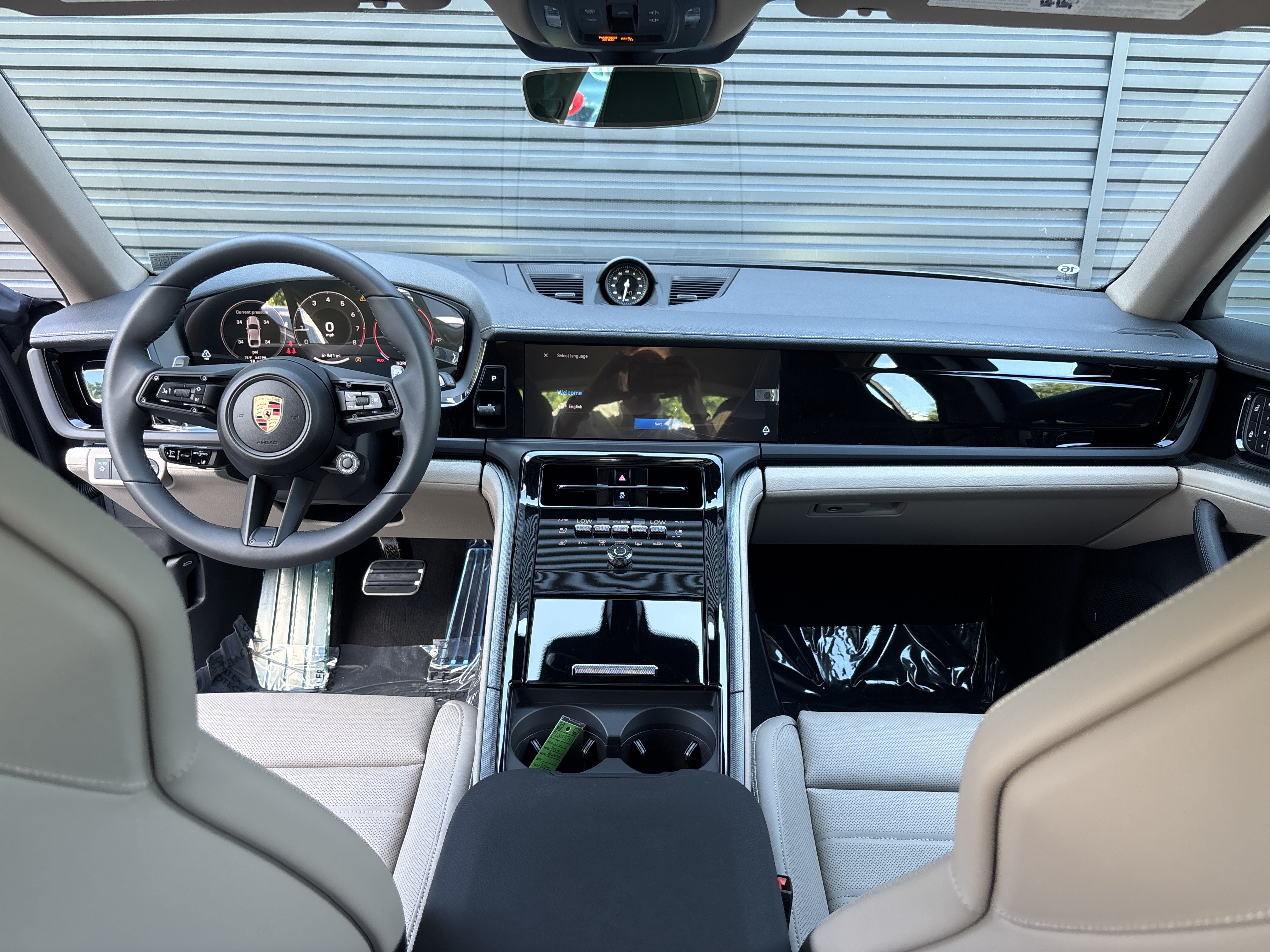 New 2026 Porsche Panamera 4 AWD/4WD image 12