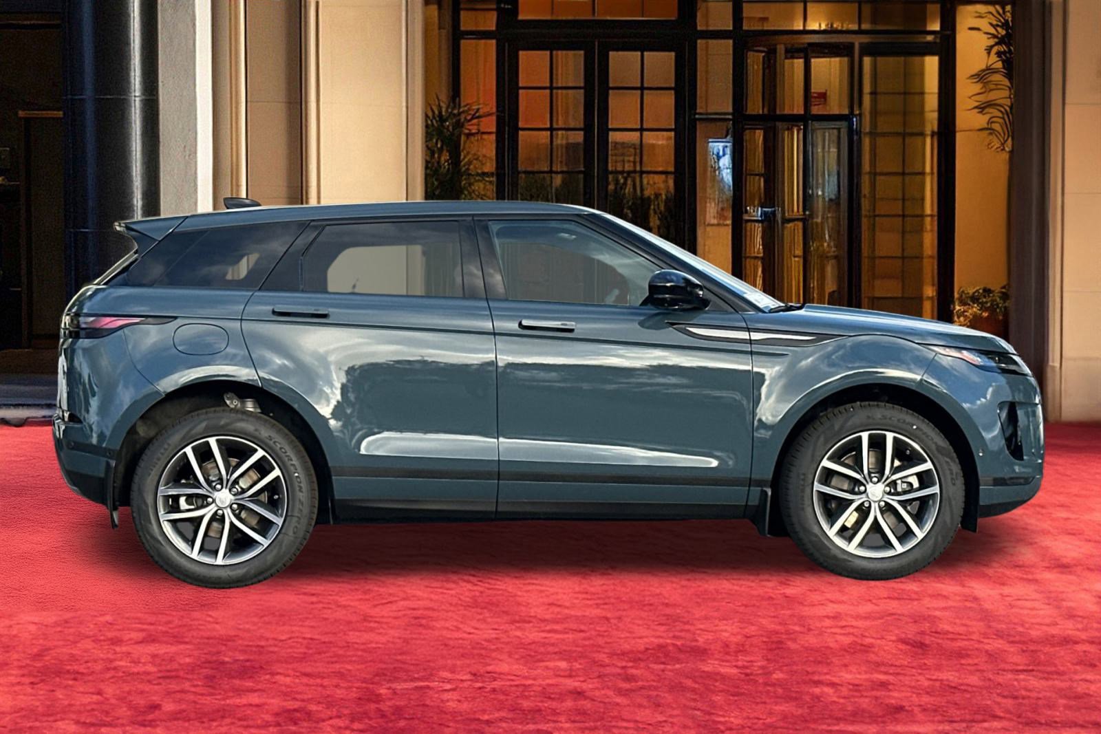 New 2026 Land Rover Range Rover Evoque S image 9