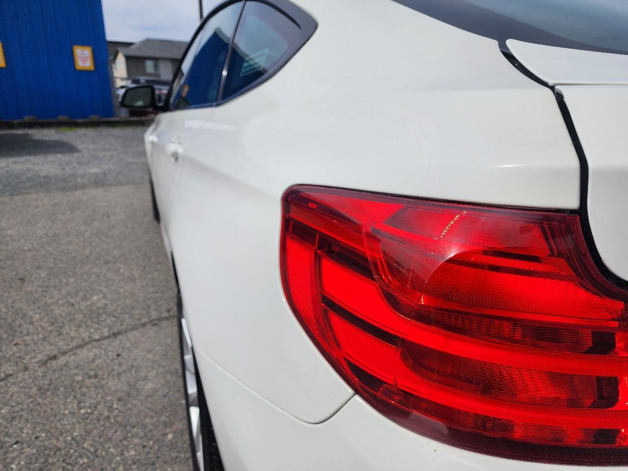 Used 2015 BMW 328i Gran Turismo xDrive AWD/4WD image 37