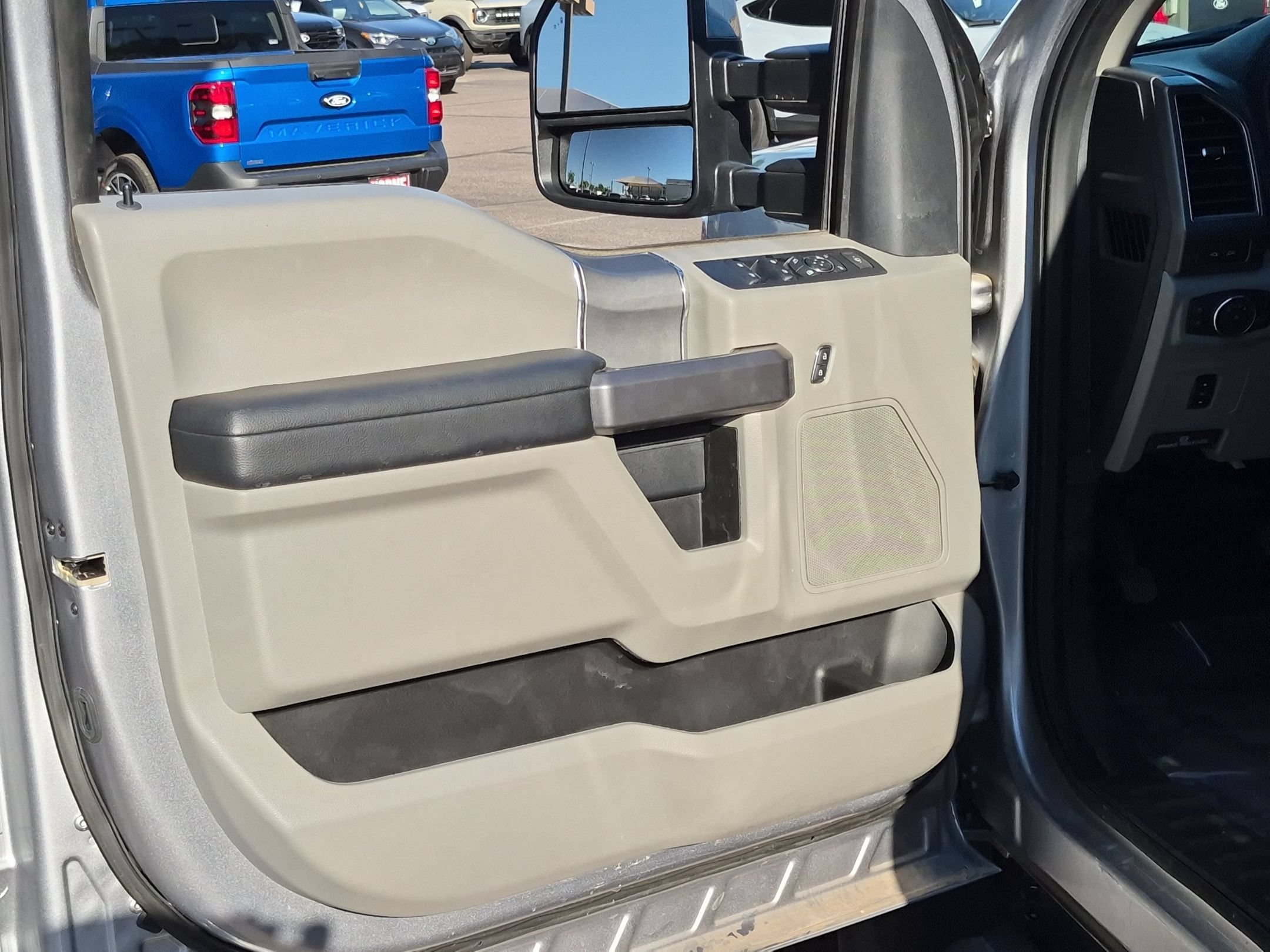 Certified 2022 Ford F450 XLT w/ XLT Premium Package RWD image 11