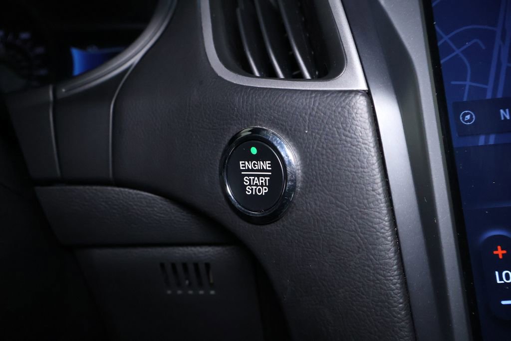 Used 2024 Ford Edge SEL image 24