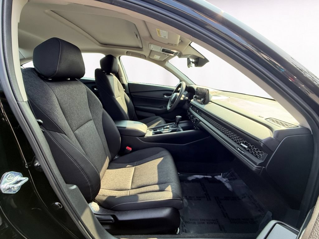 Used 2024 Honda Accord EX image 15
