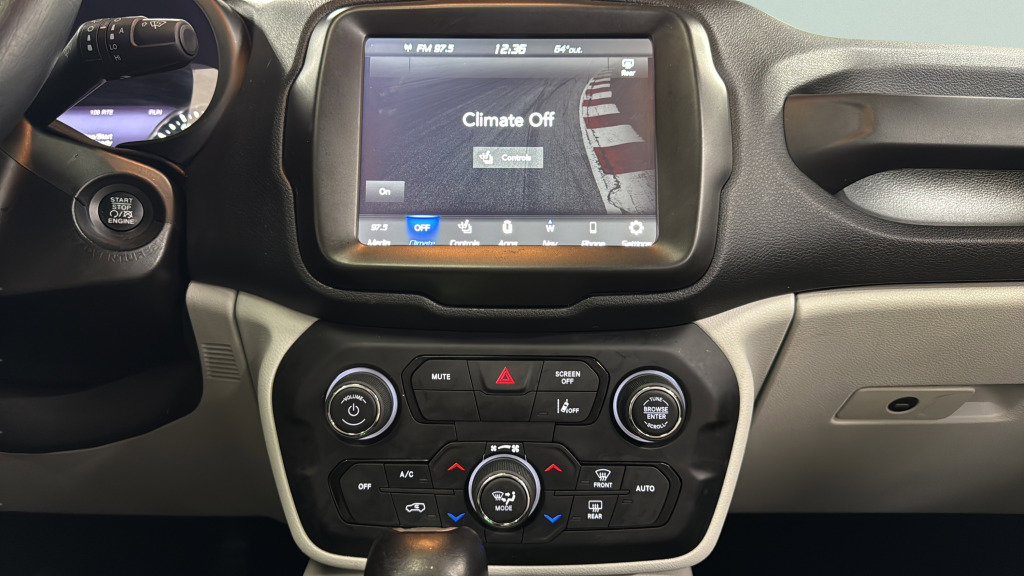 Used 2021 Jeep Renegade Limited w/ Sun & Sound Group image 39