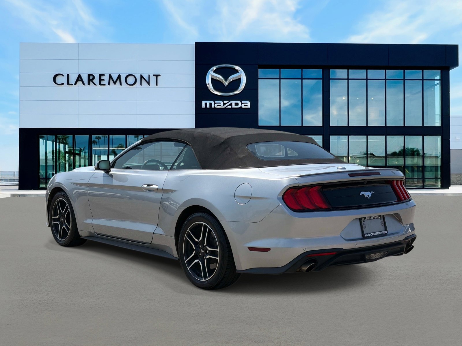 Used 2023 Ford Mustang Premium image 6