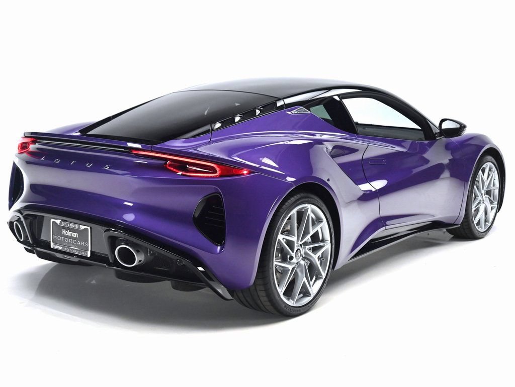 Used 2026 Lotus Emira RWD image 4