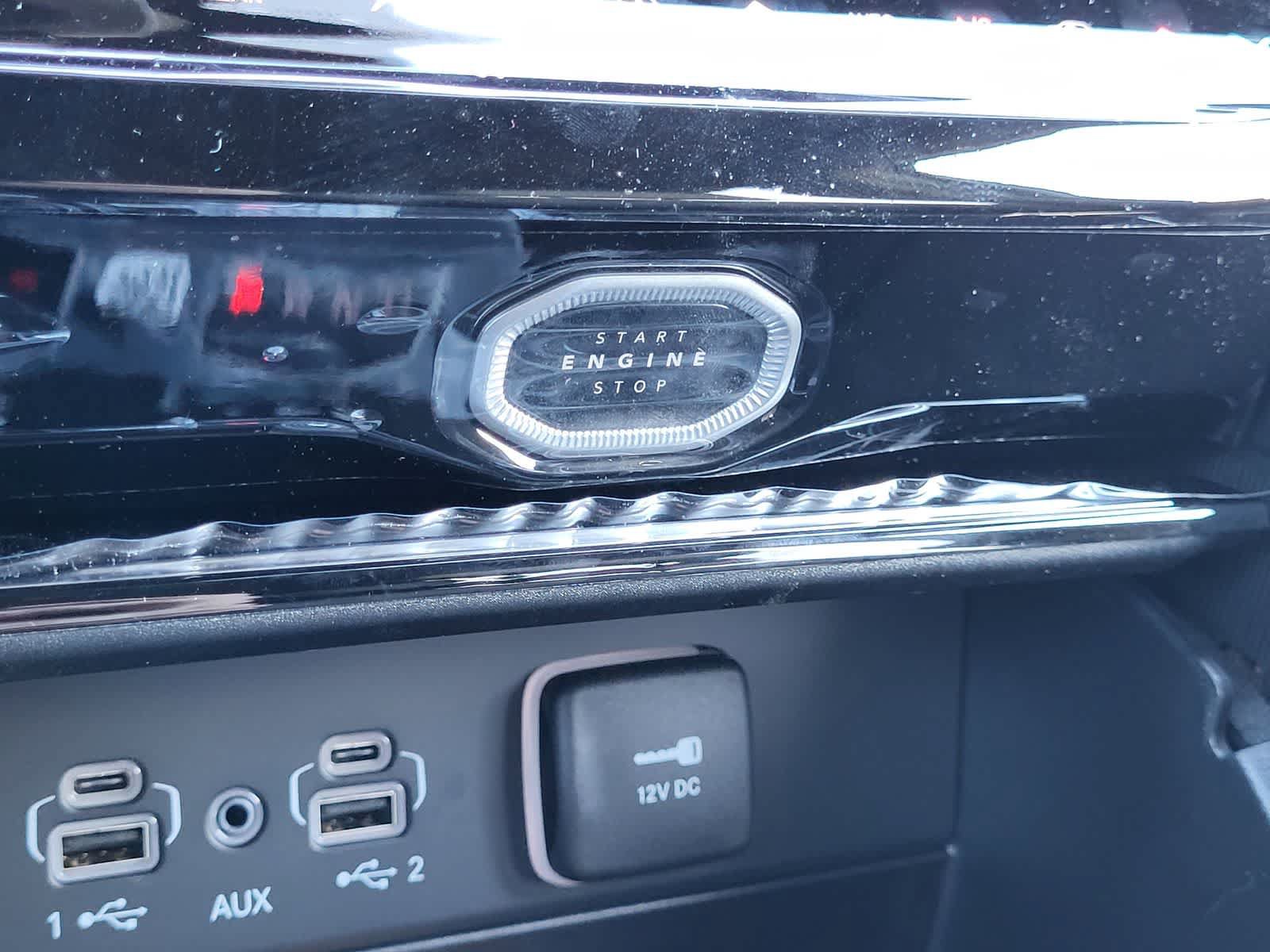 New 2026 Jeep Grand Cherokee L Limited AWD/4WD image 16