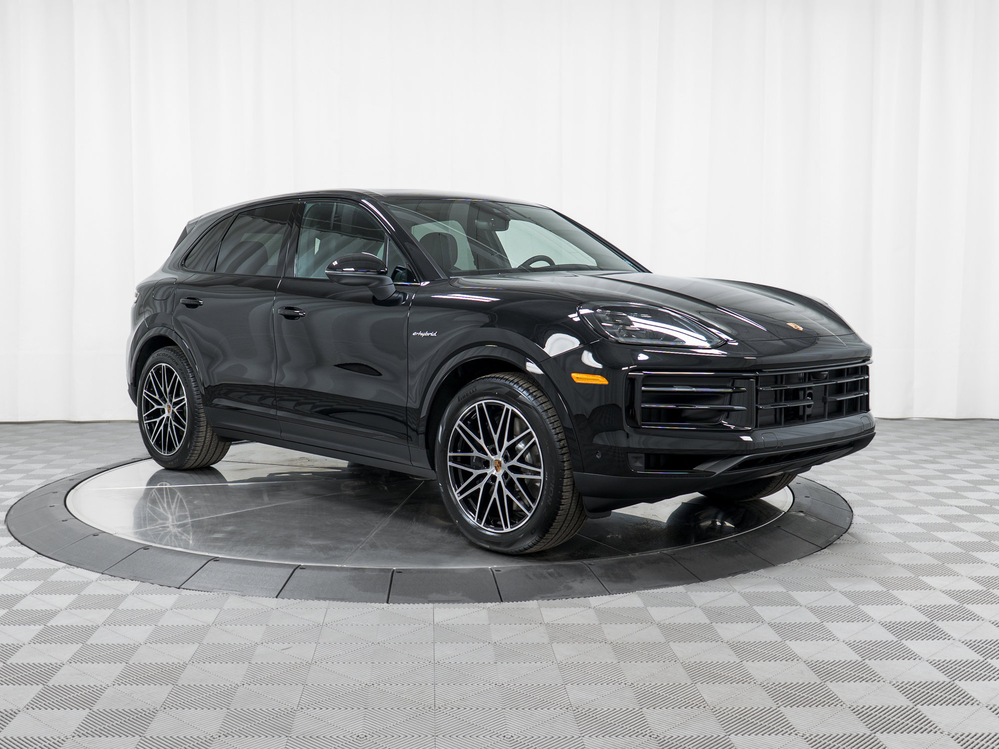 New 2026 Porsche Cayenne E-Hybrid image 9
