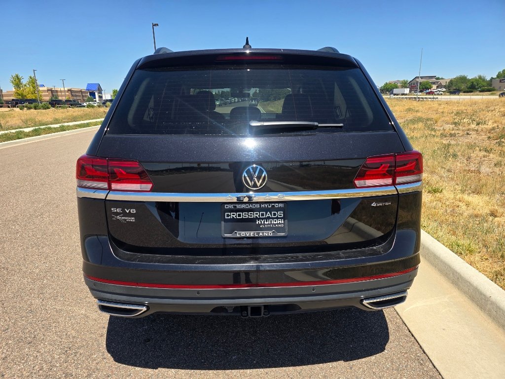 Used 2023 Volkswagen Atlas SE w/ Black Wheel Package AWD/4WD image 4