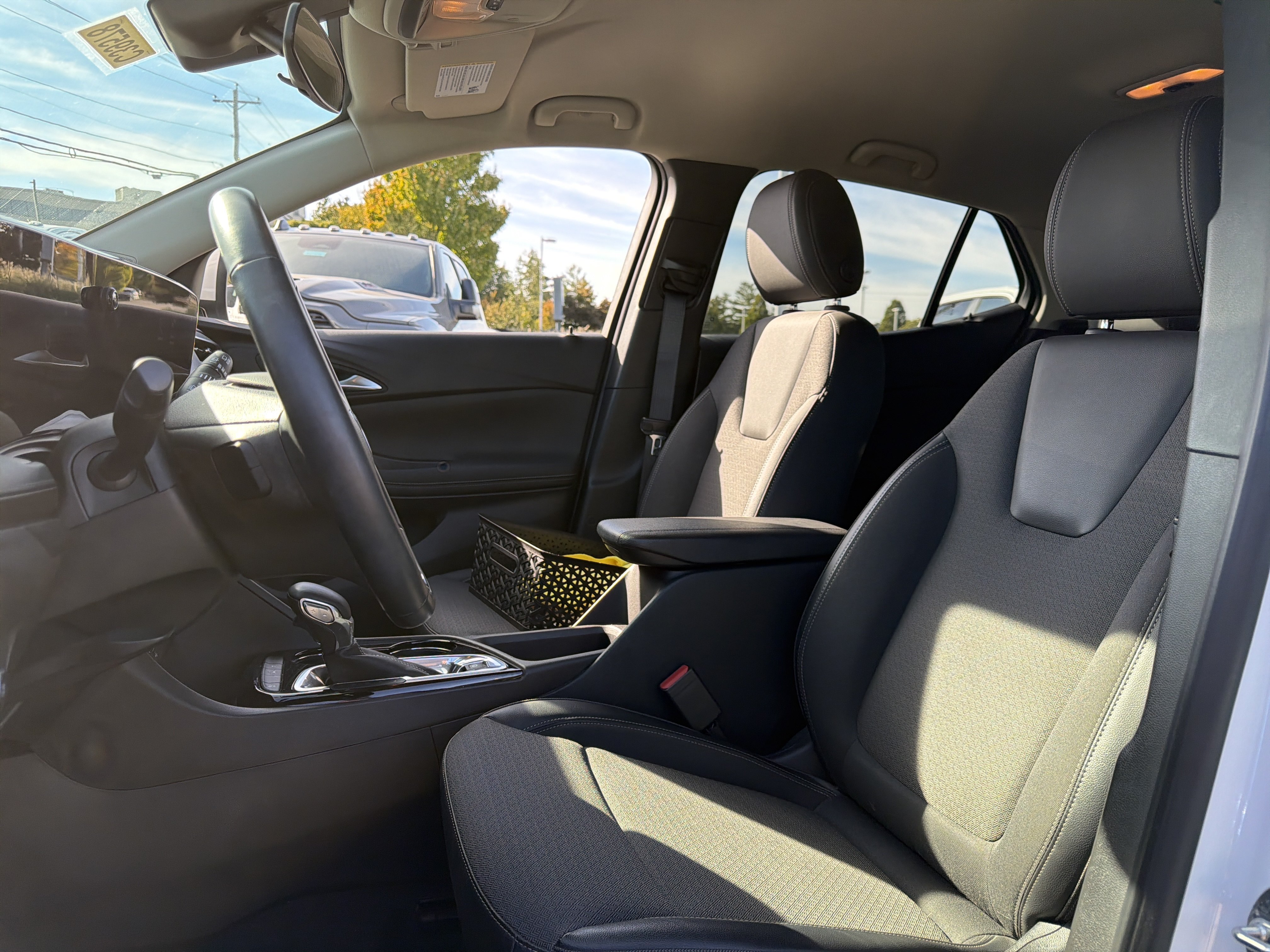 Used 2024 Buick Encore GX Preferred FWD image 15
