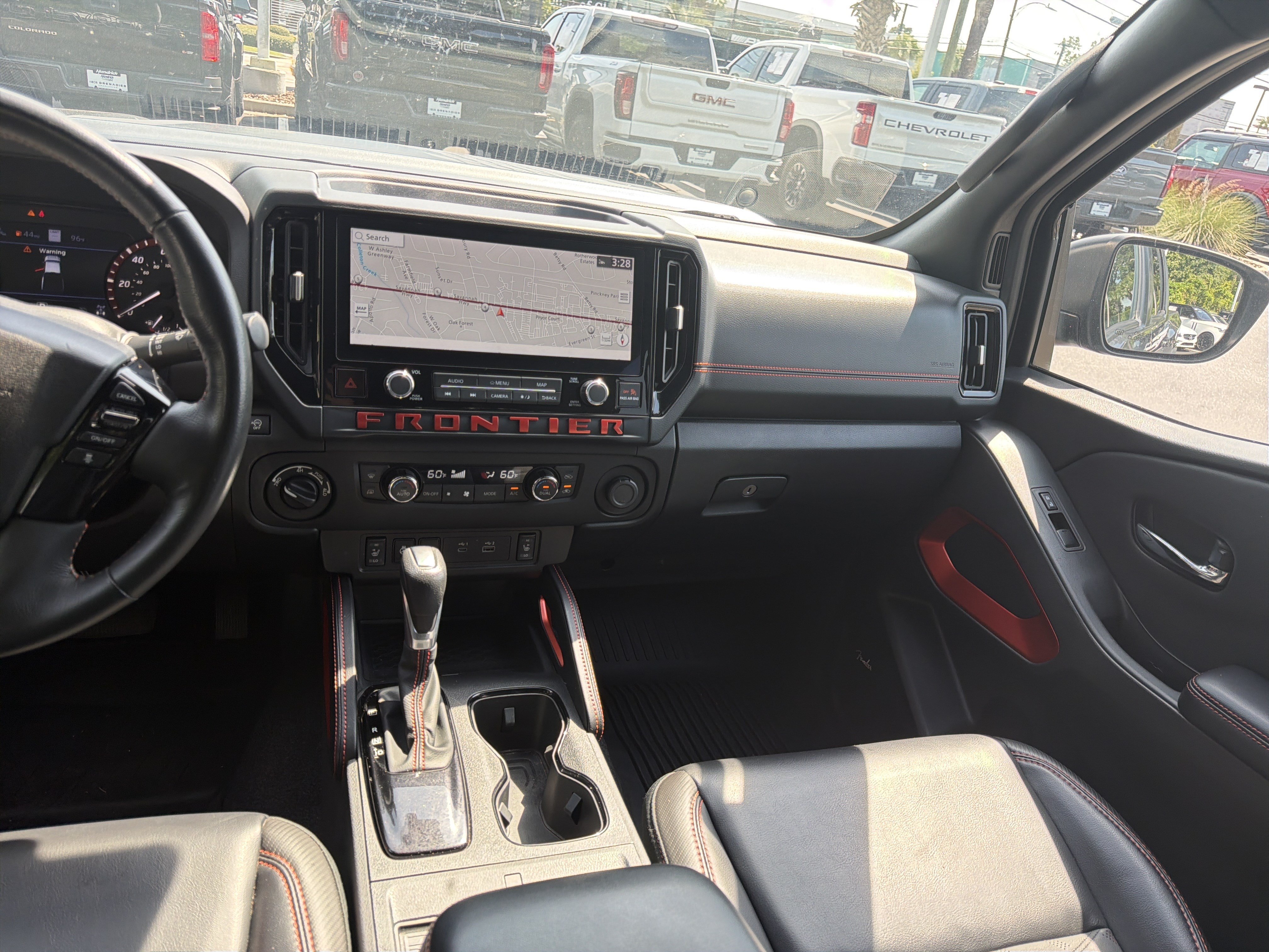 Used 2025 Nissan Frontier PRO-4X w/ Pro Premium Package AWD/4WD image 31