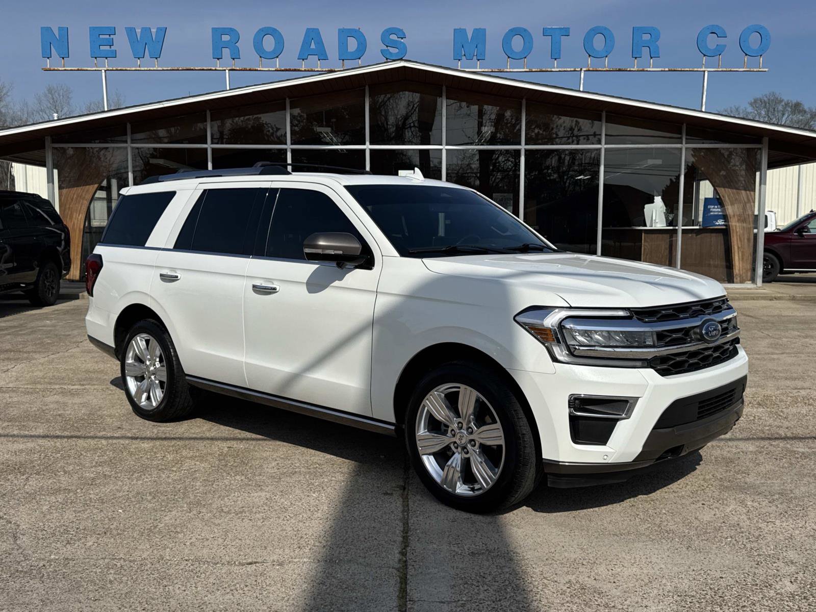 Used 2024 Ford Expedition King Ranch AWD/4WD image 1