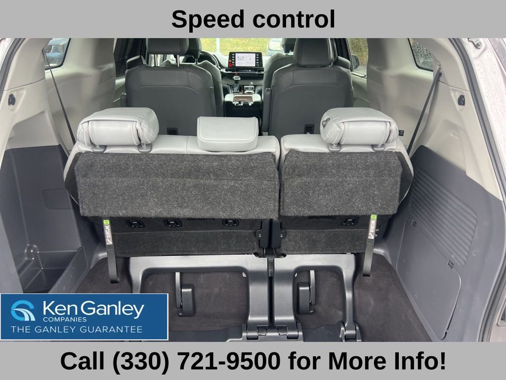 Used 2024 Toyota Sienna XLE image 50