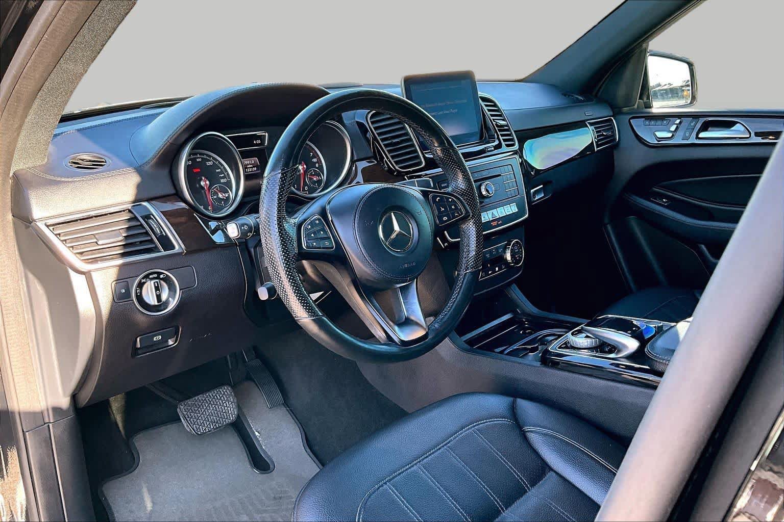 Used 2018 Mercedes-Benz GLS 450 4MATIC image 18