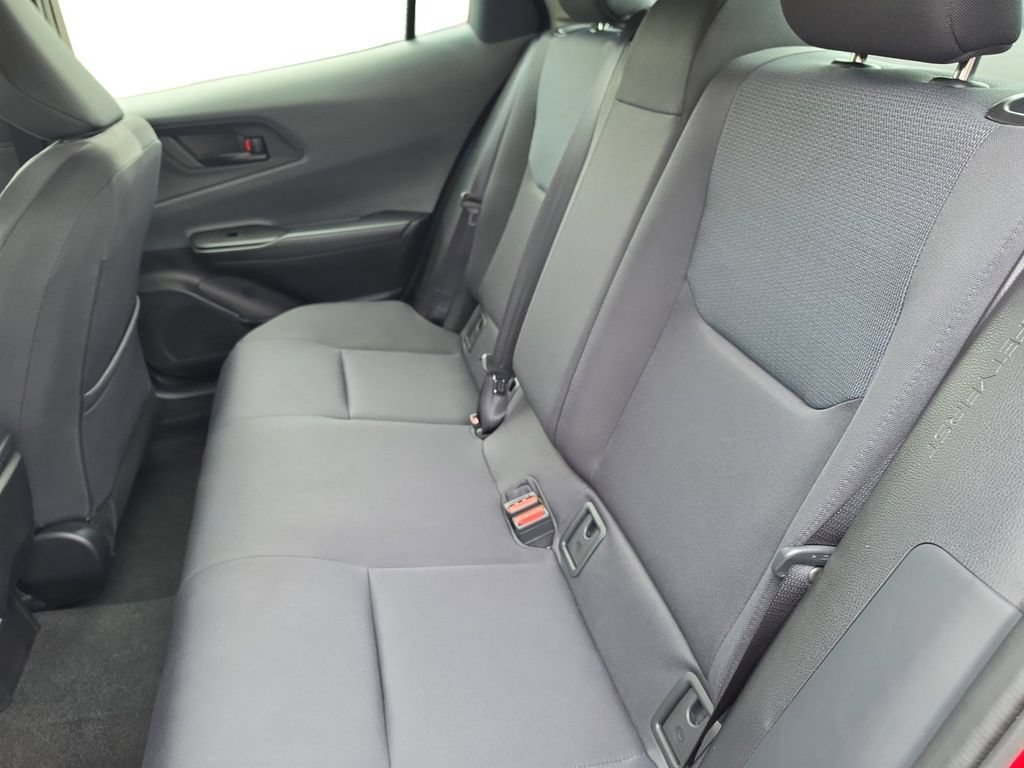 Used 2025 Toyota Prius LE FWD image 16