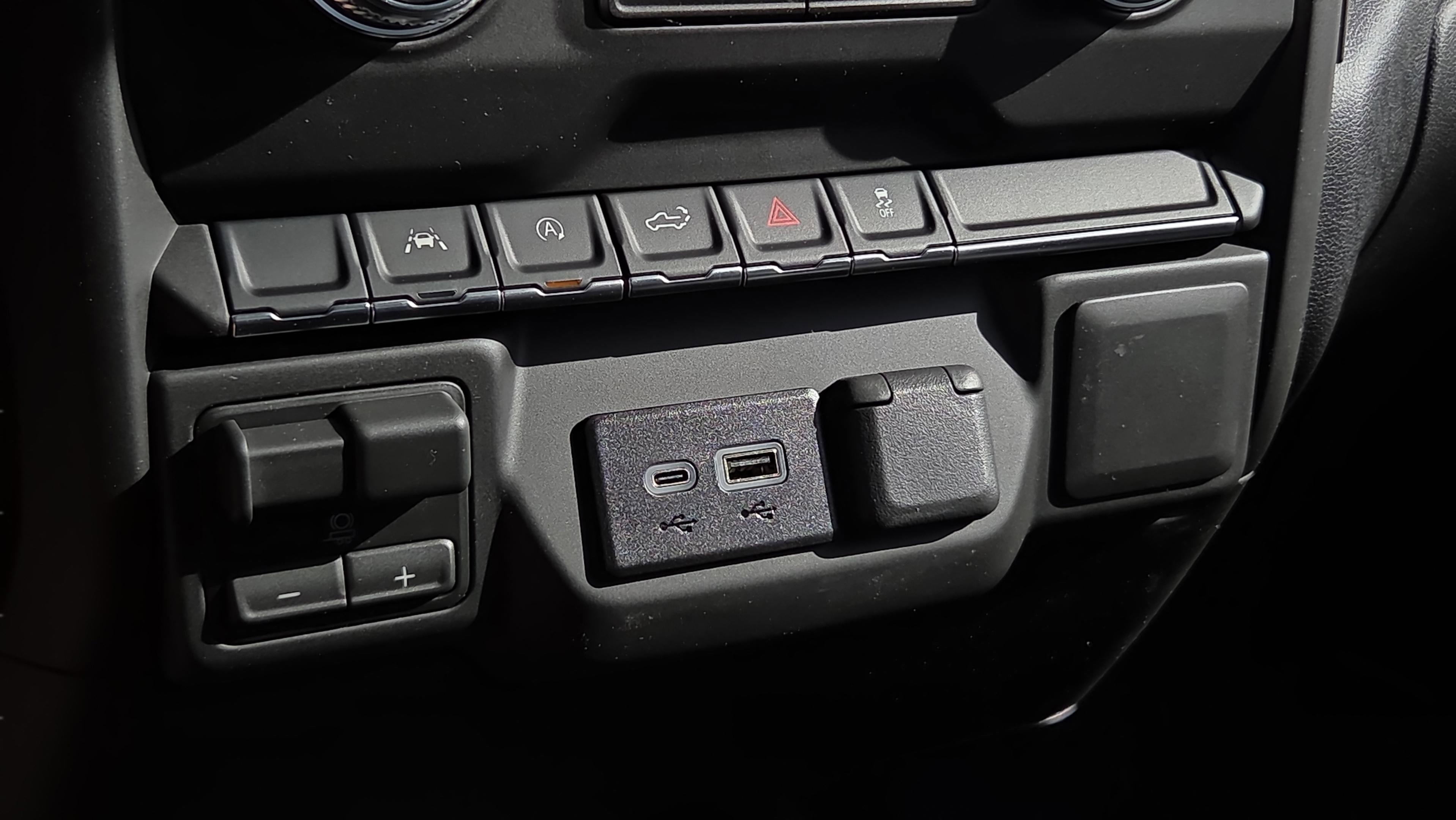 New 2026 GMC Sierra 1500 Pro w/ Pro Value Package image 21