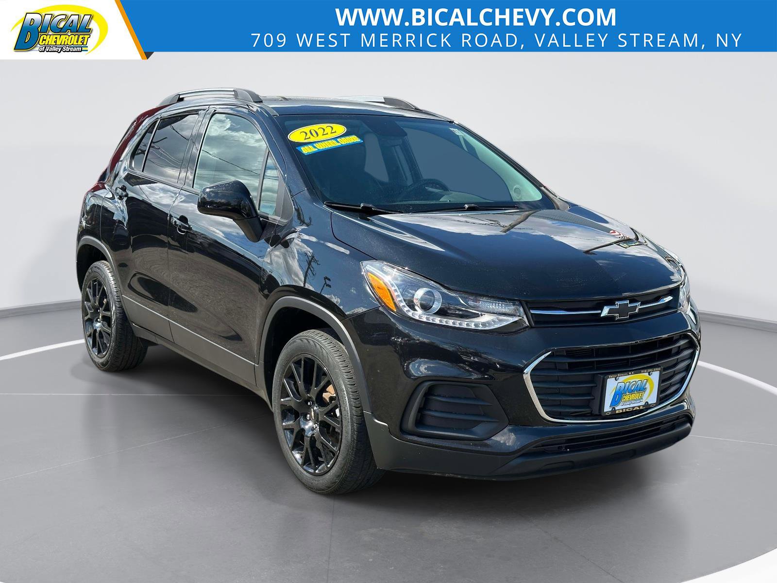 Certified 2022 Chevrolet Trax LT w/ Midnight Edition