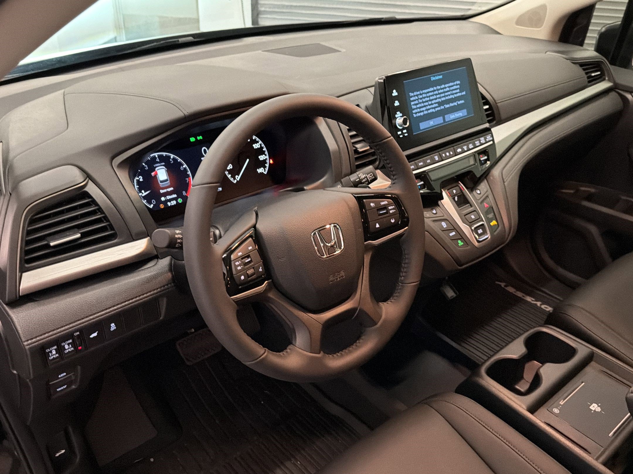 Used 2026 Honda Odyssey EX-L image 4