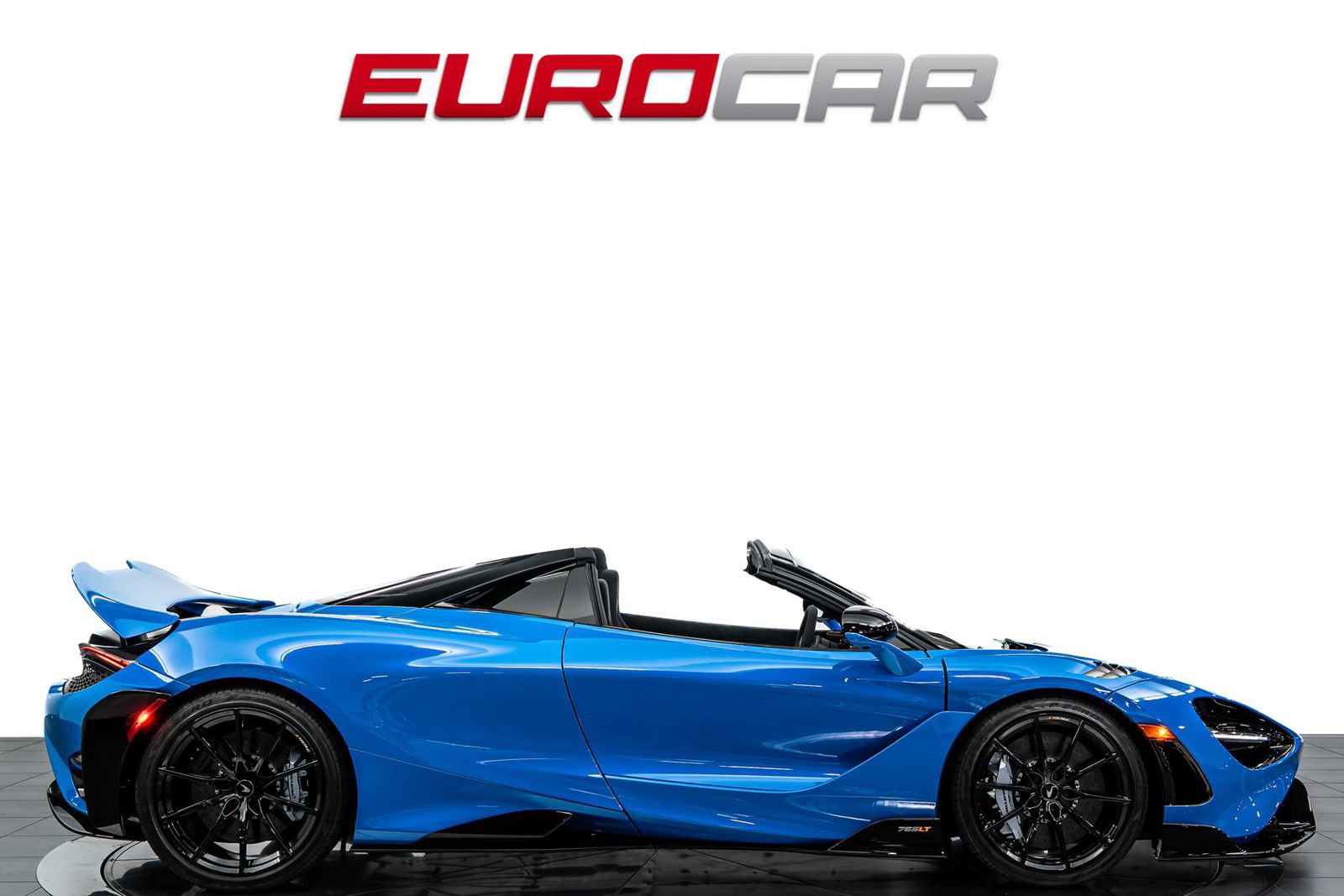 Used 2022 McLaren 765LT RWD image 8