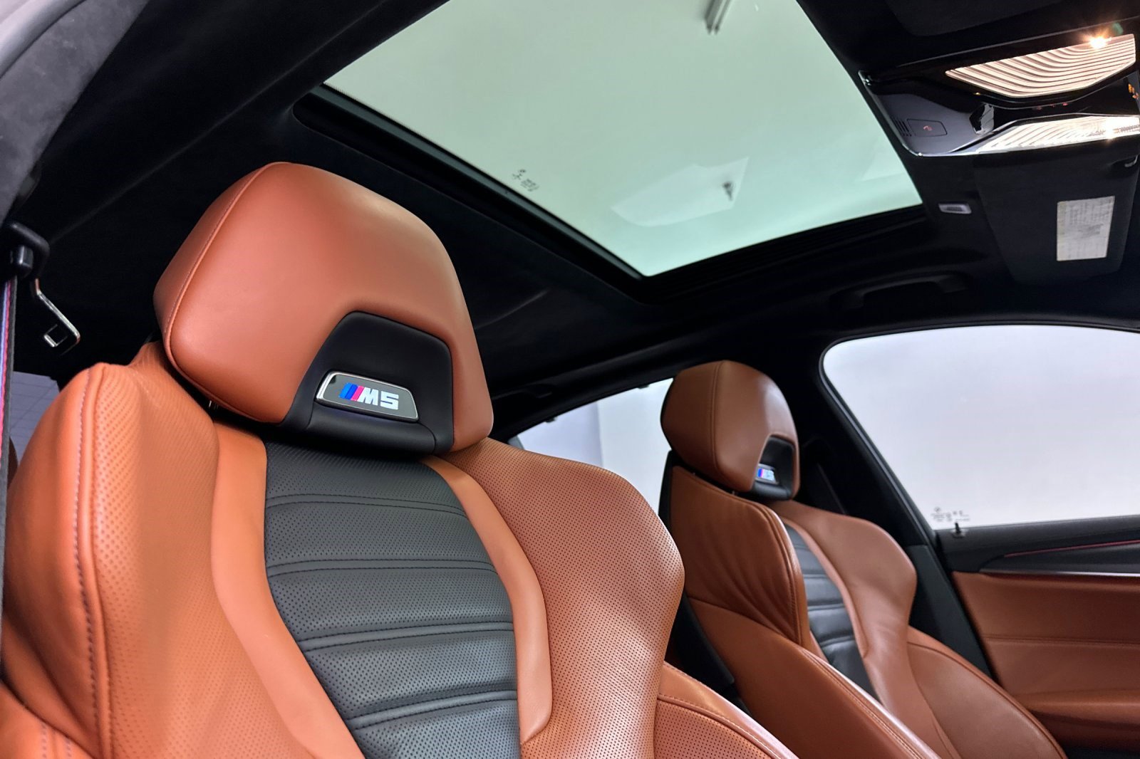 Used 2023 BMW M5 w/ Competition Package image 26