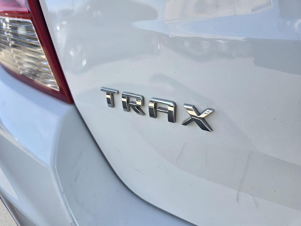 Used 2020 Chevrolet Trax LS w/ Tint and Cruise Package image 11