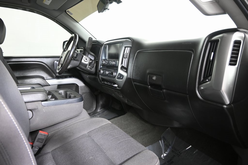 Used 2018 Chevrolet Silverado 1500 LT w/ All Star Edition image 15