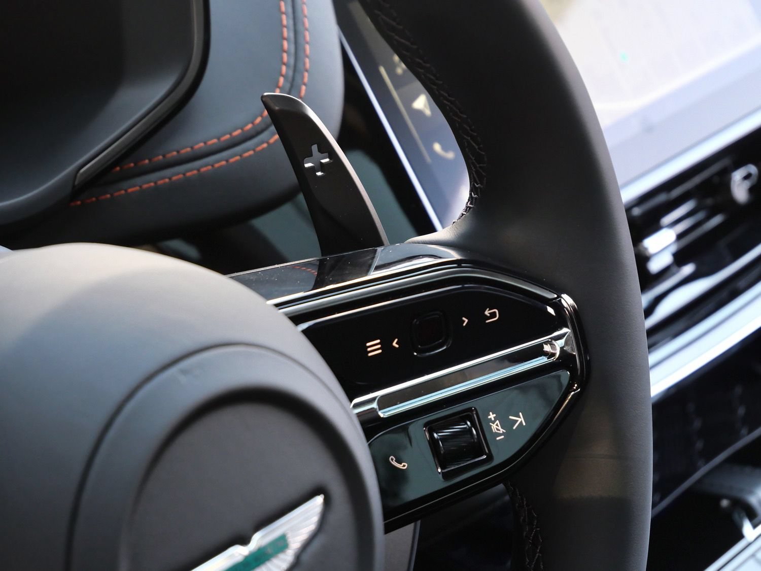 New 2026 Aston Martin DBX S AWD/4WD image 13