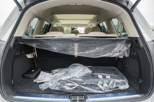 New 2026 Mercedes-Benz GLS 450 4MATIC image 10