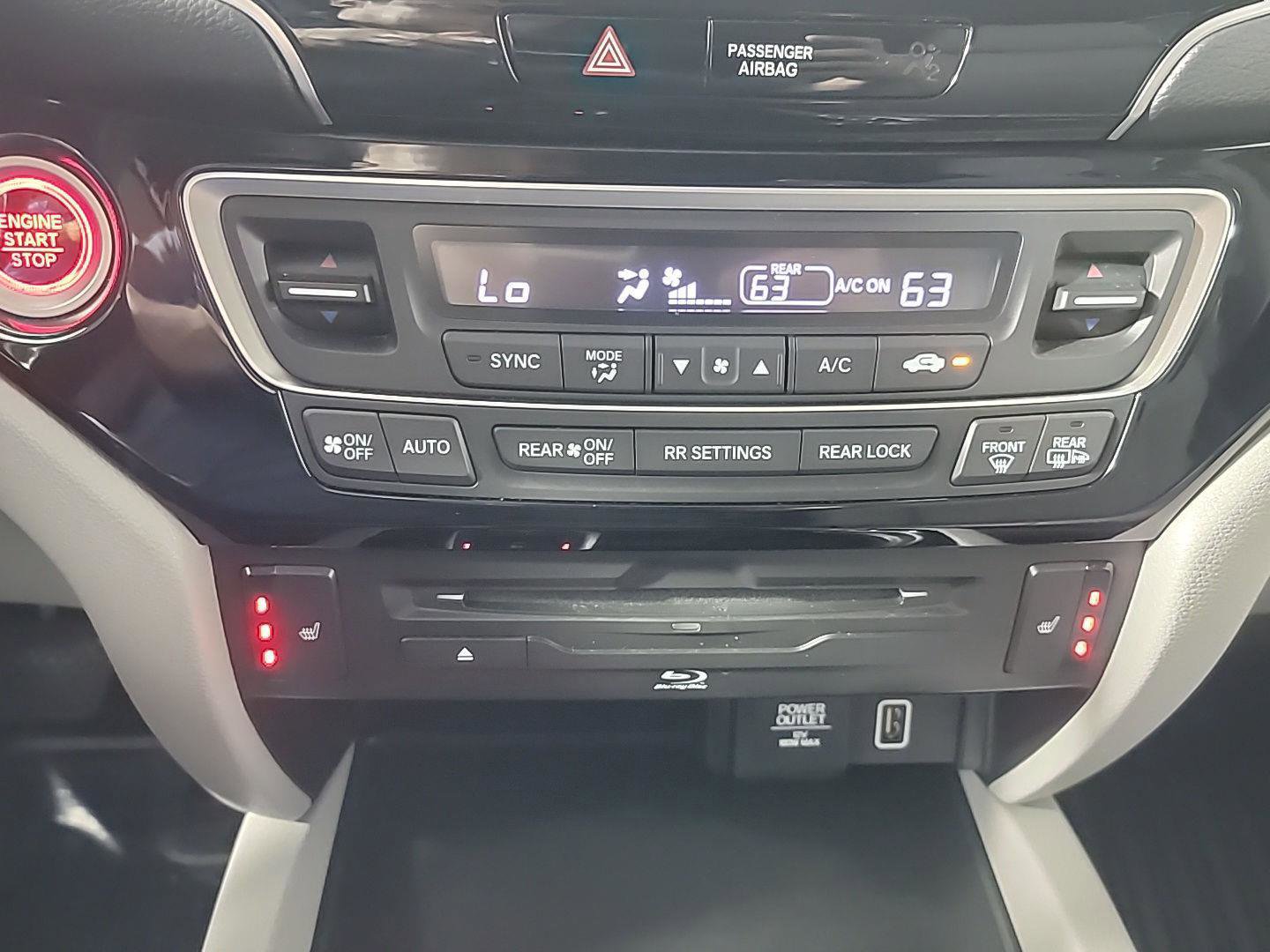 Certified 2020 Honda Pilot Touring image 33