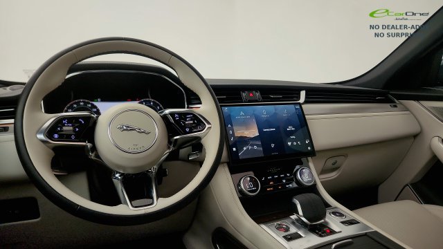 Used 2025 Jaguar F-PACE R-Dynamic S AWD/4WD image 70