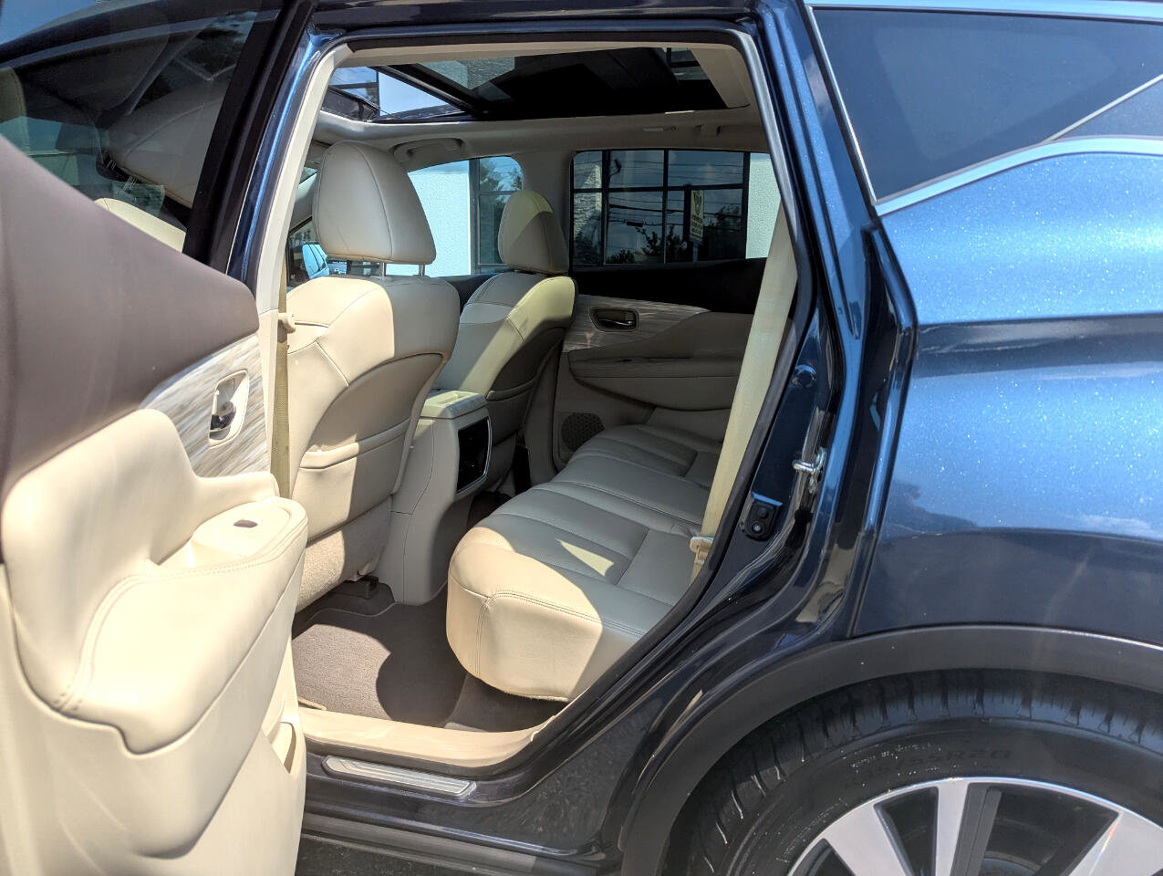 Used 2016 Nissan Murano Platinum w/ Platinum Technology Package image 41