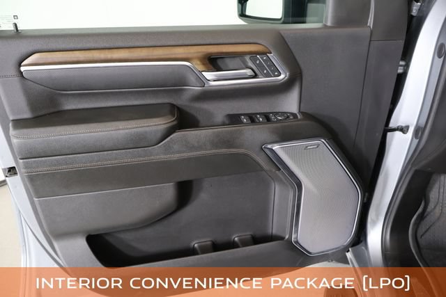 Used 2024 Chevrolet Silverado 2500 High Country w/ Technology Package AWD/4WD image 21