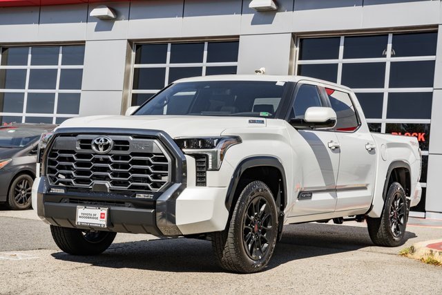 New 2026 Toyota Tundra Platinum w/ TRD Off-Road Package image 3