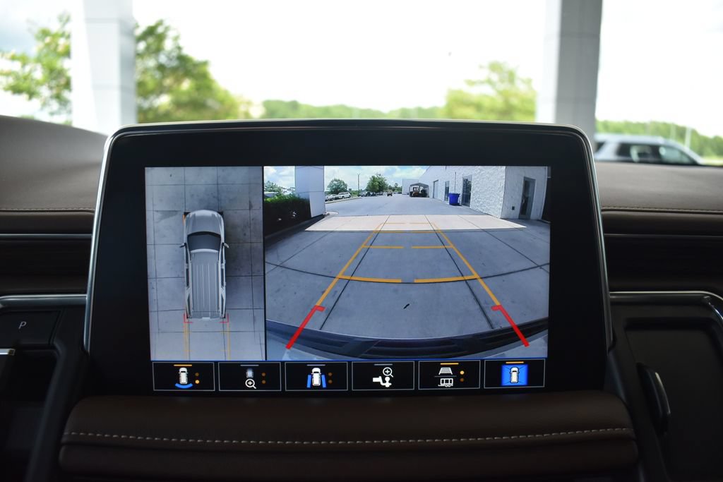 Used 2021 Chevrolet Tahoe High Country RWD image 17