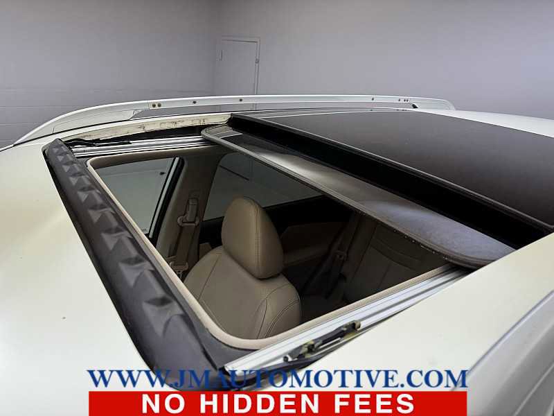 Used 2015 Nissan Rogue SL w/ SL Premium Package image 11