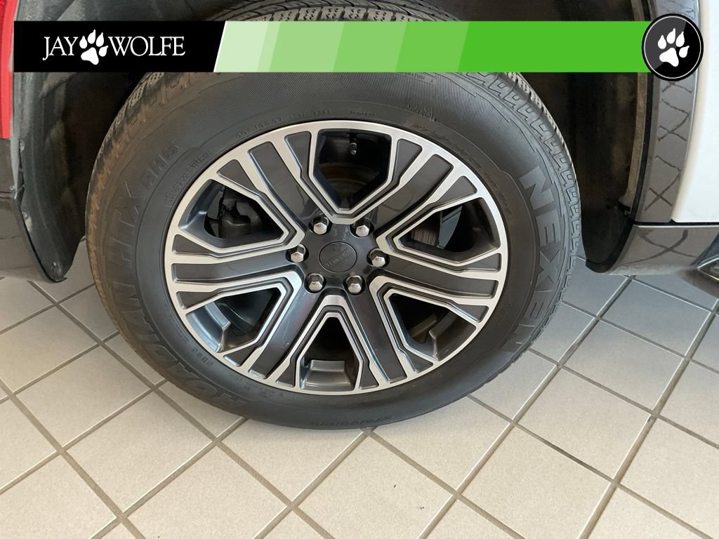 Used 2024 Jeep Wagoneer Series II AWD/4WD image 7