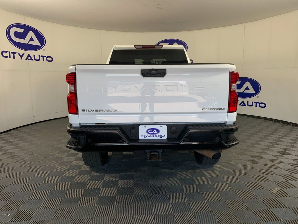 Used 2024 Chevrolet Silverado 2500 Custom w/ Custom Value Package RWD image 4