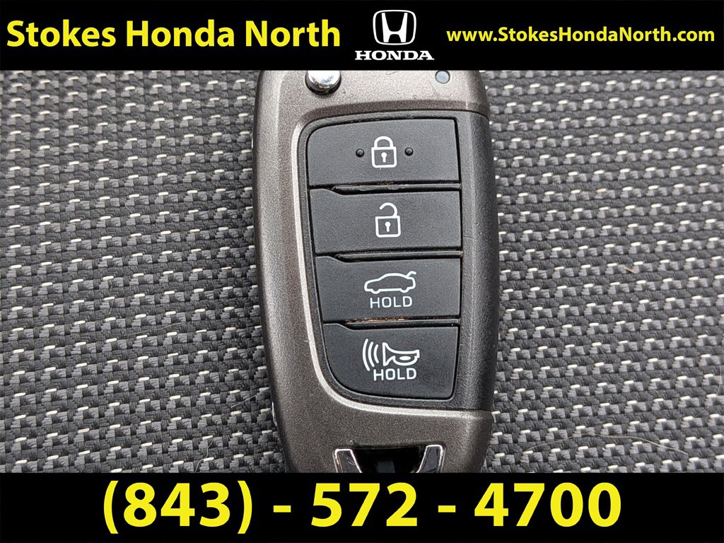 Used 2019 Hyundai Accent SE image 25