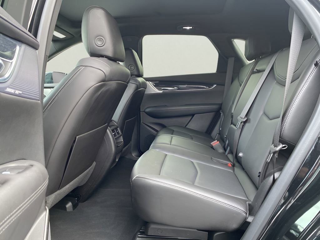 Used 2022 Cadillac XT5 Premium Luxury image 16