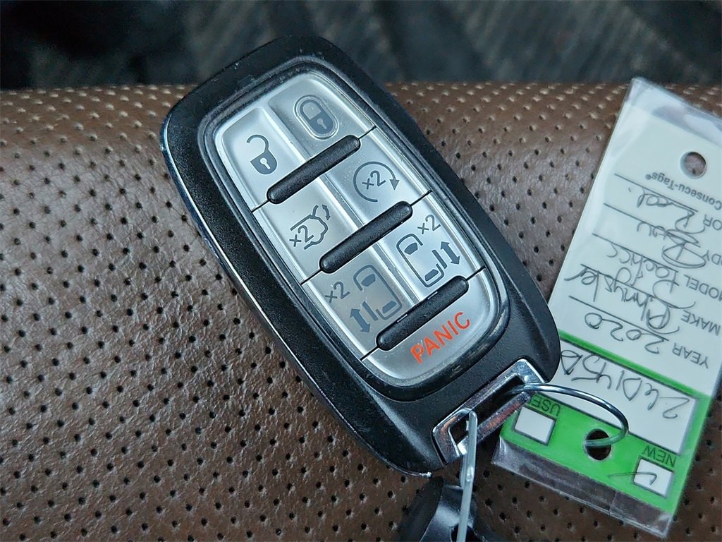 Used 2020 Chrysler Pacifica Limited w/ Advanced Safetytec Group image 31