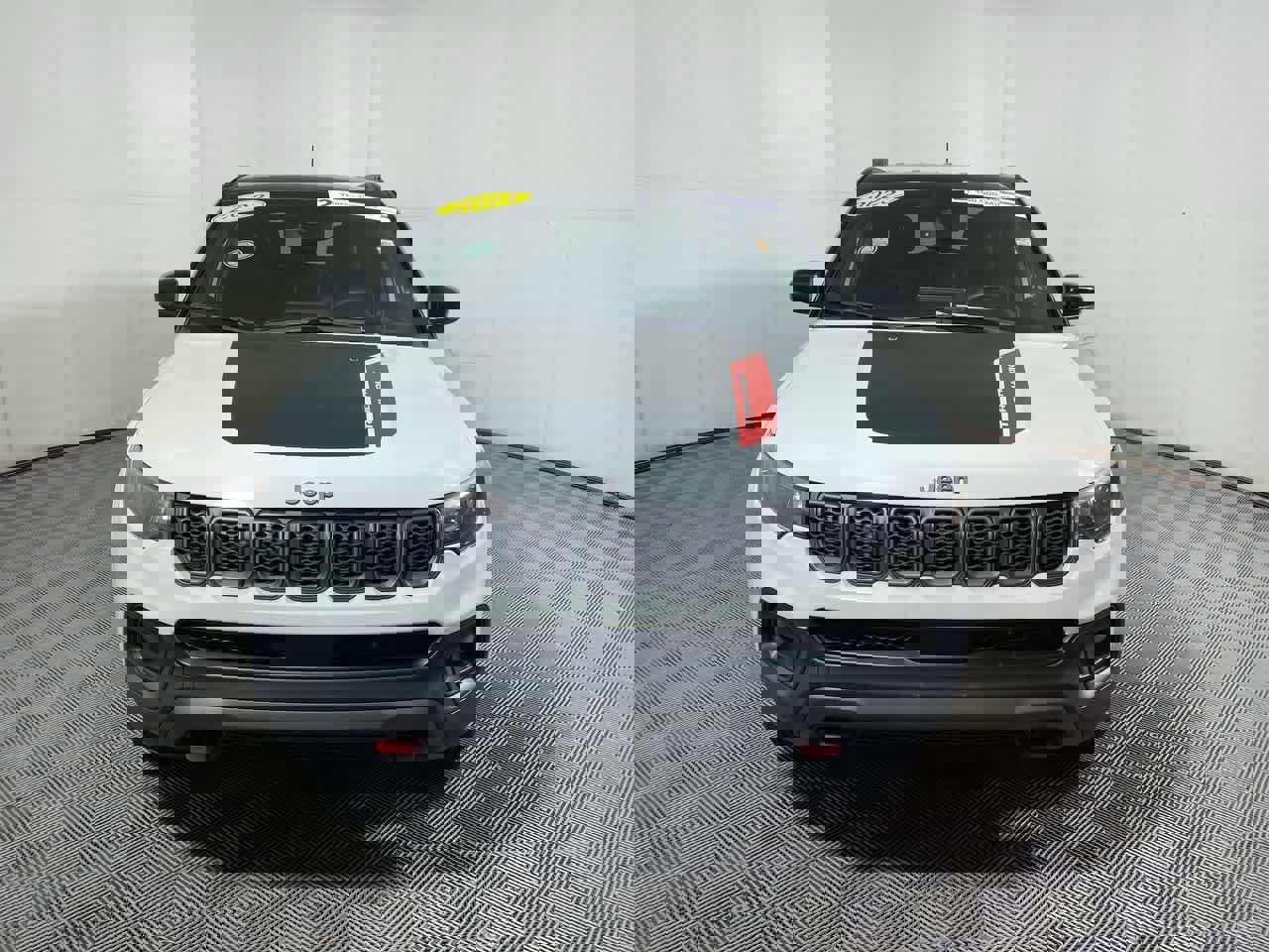 Used 2023 Jeep Compass Trailhawk image 10