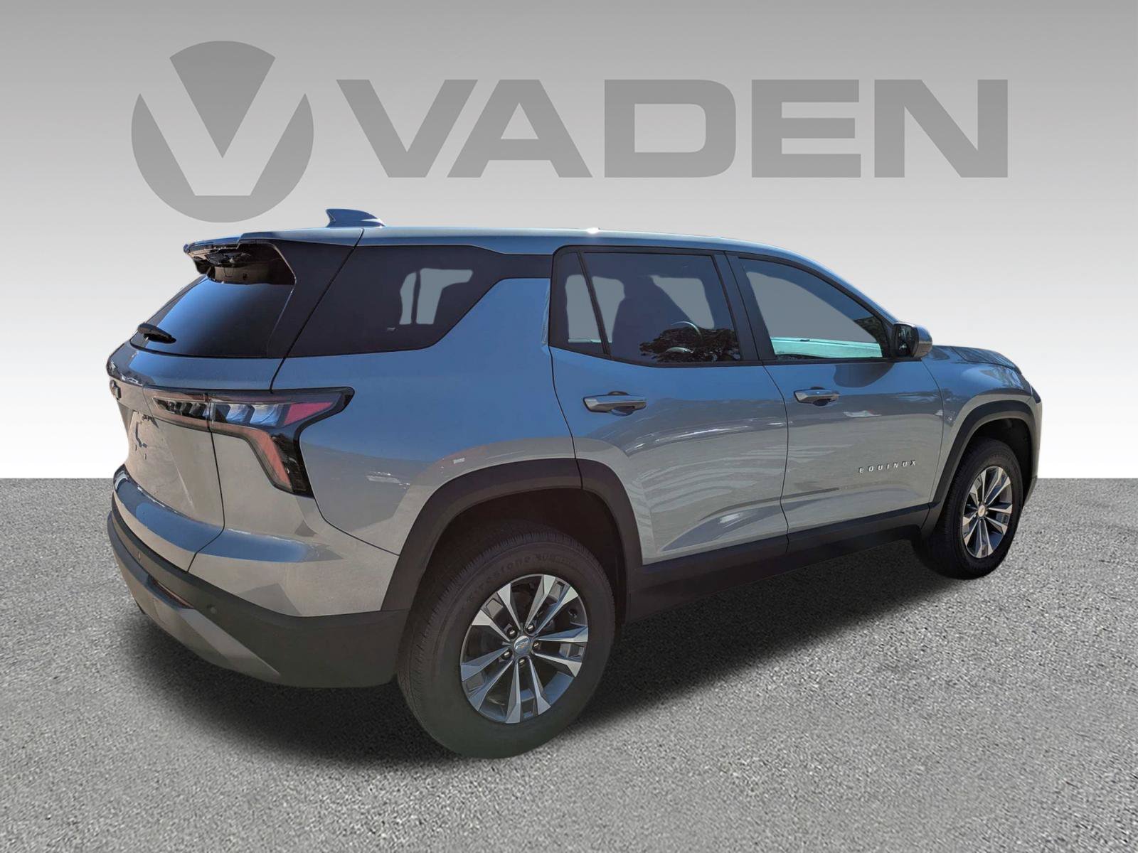 New 2027 Chevrolet Equinox LT FWD image 25