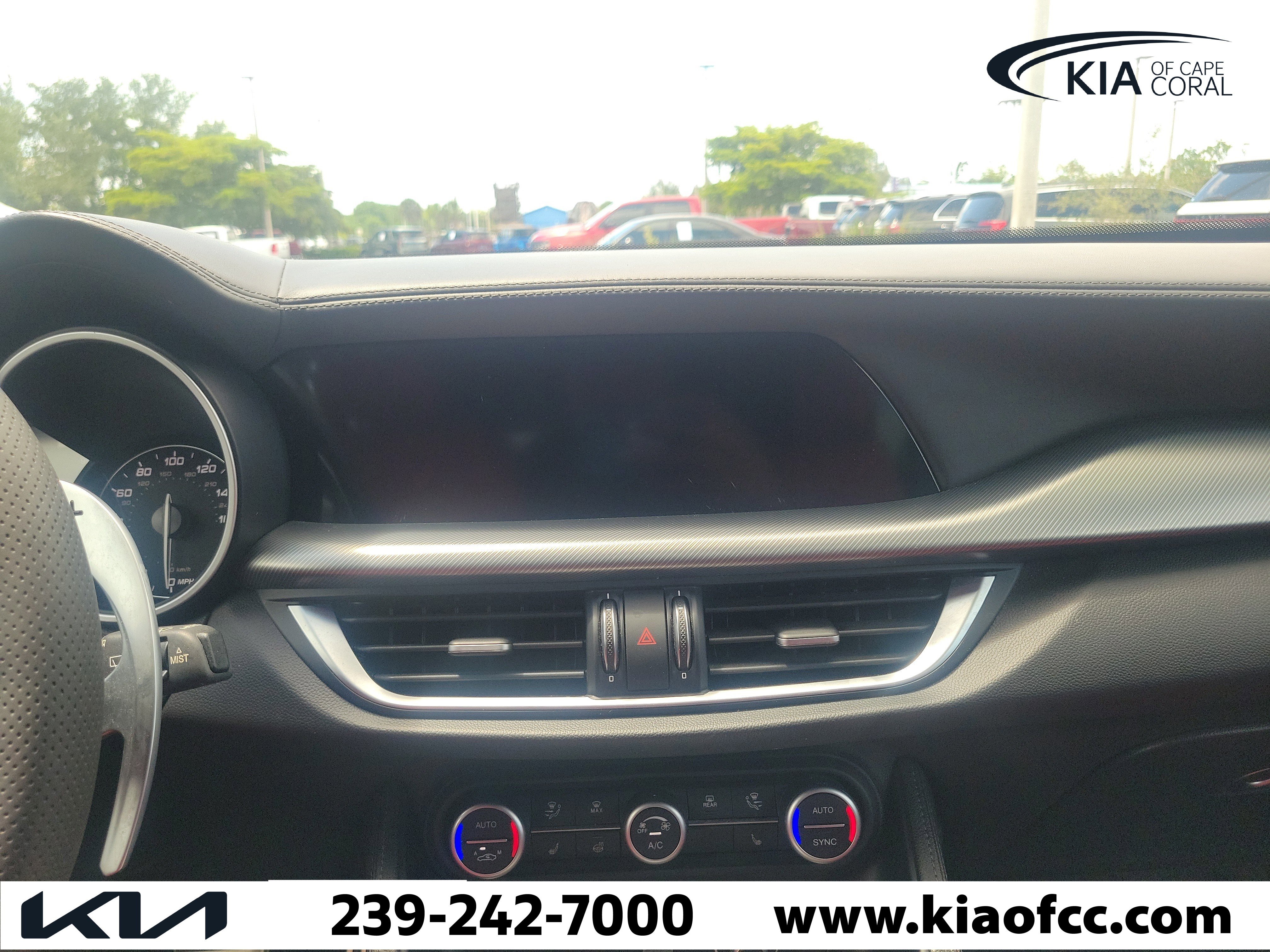 Used 2022 Alfa Romeo Stelvio Veloce AWD/4WD image 20