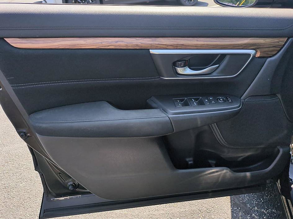 Used 2017 Honda CR-V EX image 14