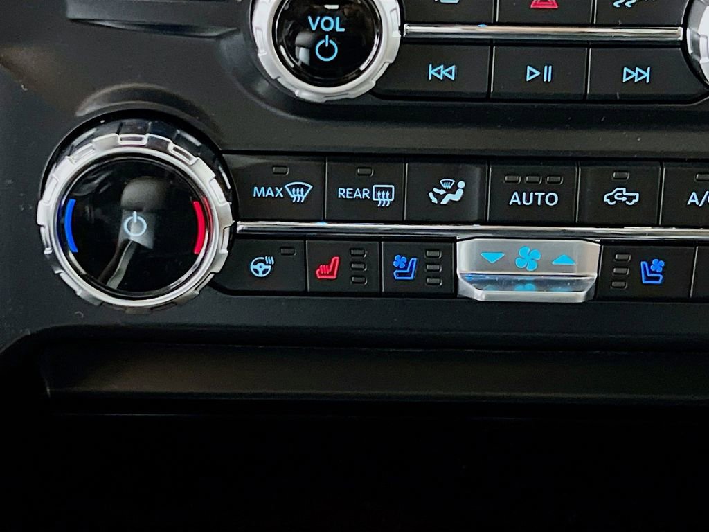 New 2026 Ford F350 King Ranch w/ Tremor Off-Road Package image 24