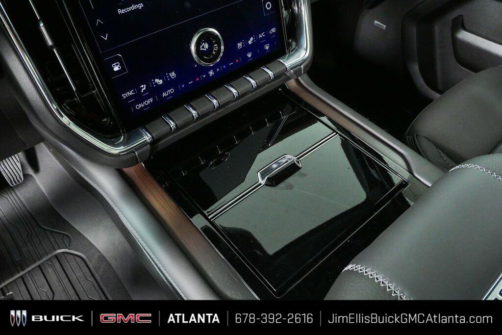 New 2027 GMC Yukon Denali w/ Denali Reserve Package AWD/4WD image 18
