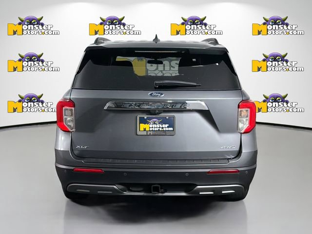 Used 2022 Ford Explorer XLT w/ Equipment Group 202A image 6