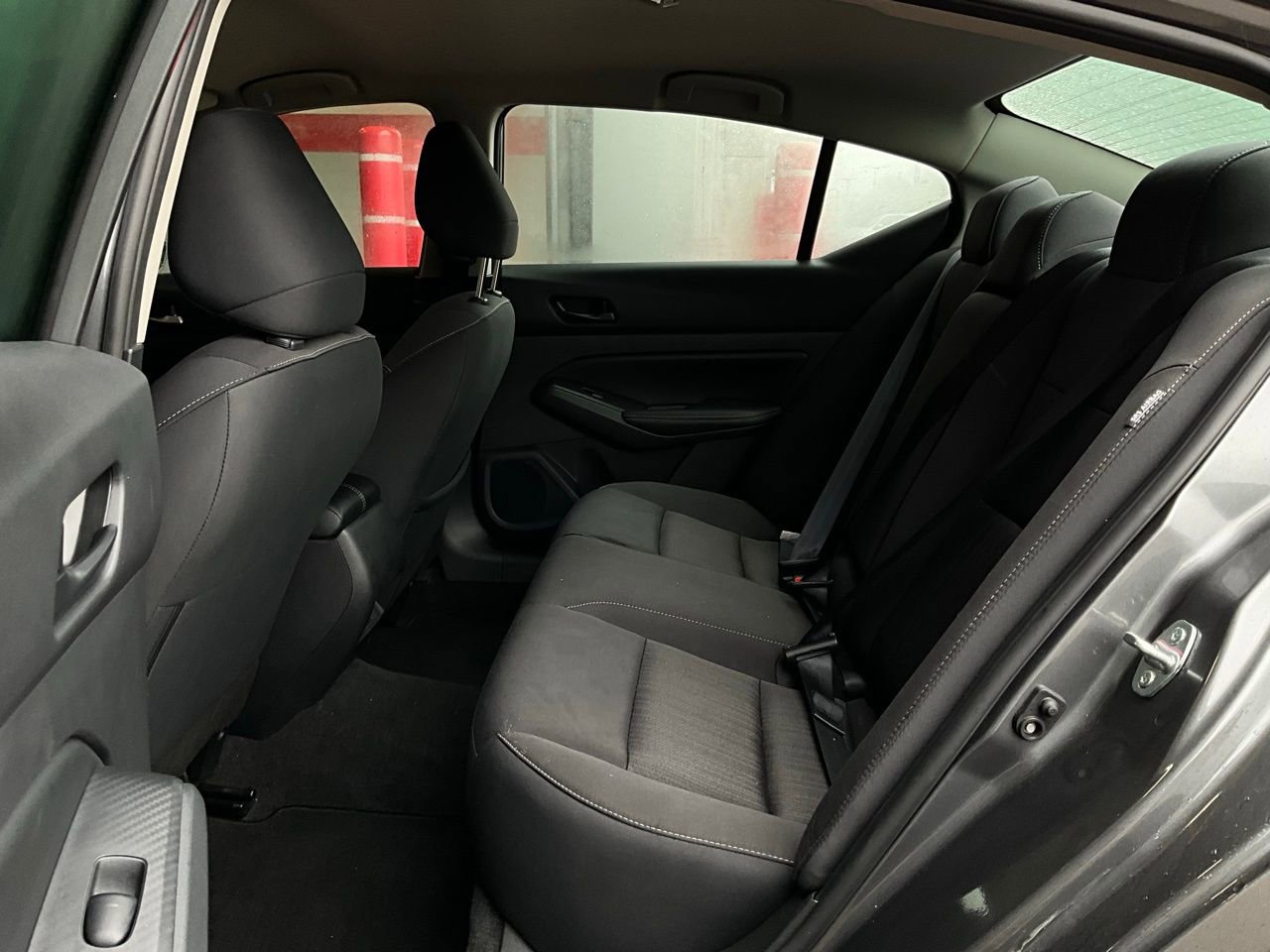 Used 2025 Nissan Altima 2.5 SV image 12