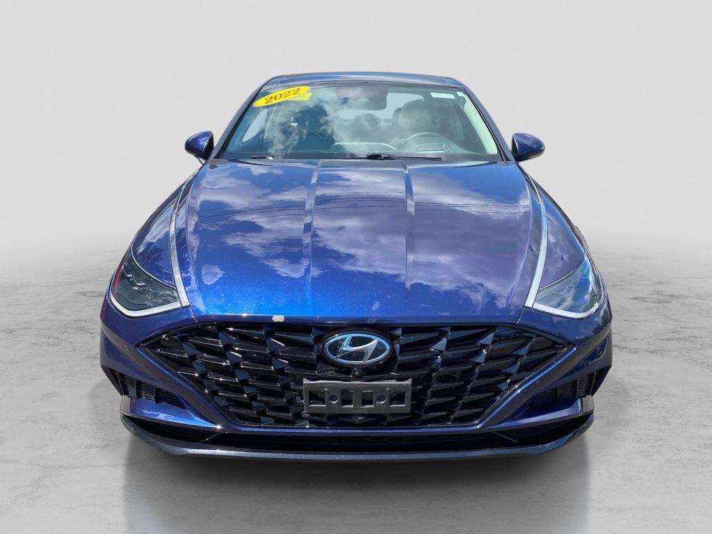 Used 2022 Hyundai Sonata Limited w/ Cargo Package FWD image 9